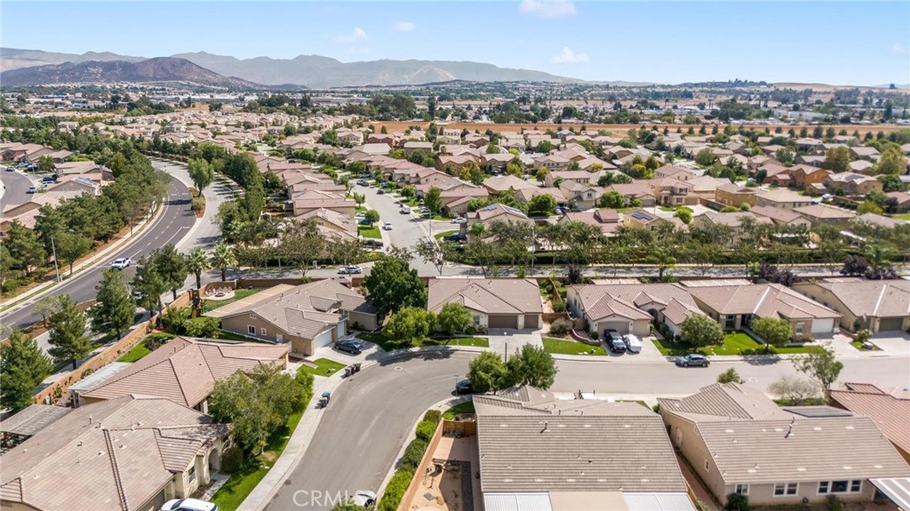 1461 Liatris Way