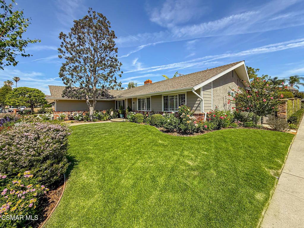 Photo of 3116 Lori Circle, Simi Valley, CA 93063 (MLS # 226001489)