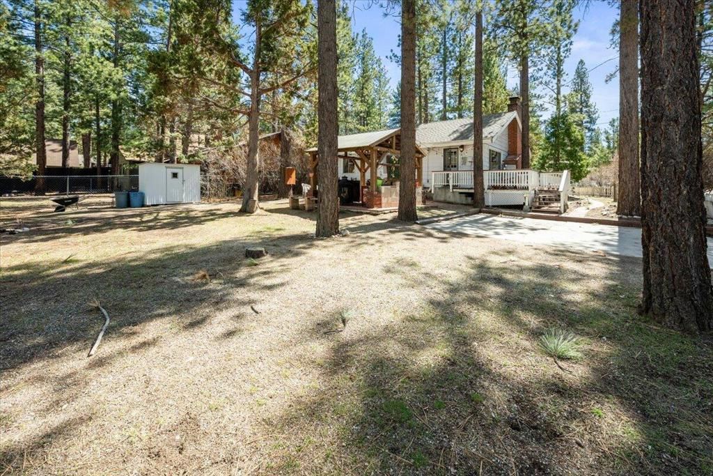 Photo of 937 W Mountain Lane, Big Bear City, CA 92314 (MLS # 219144644DA)