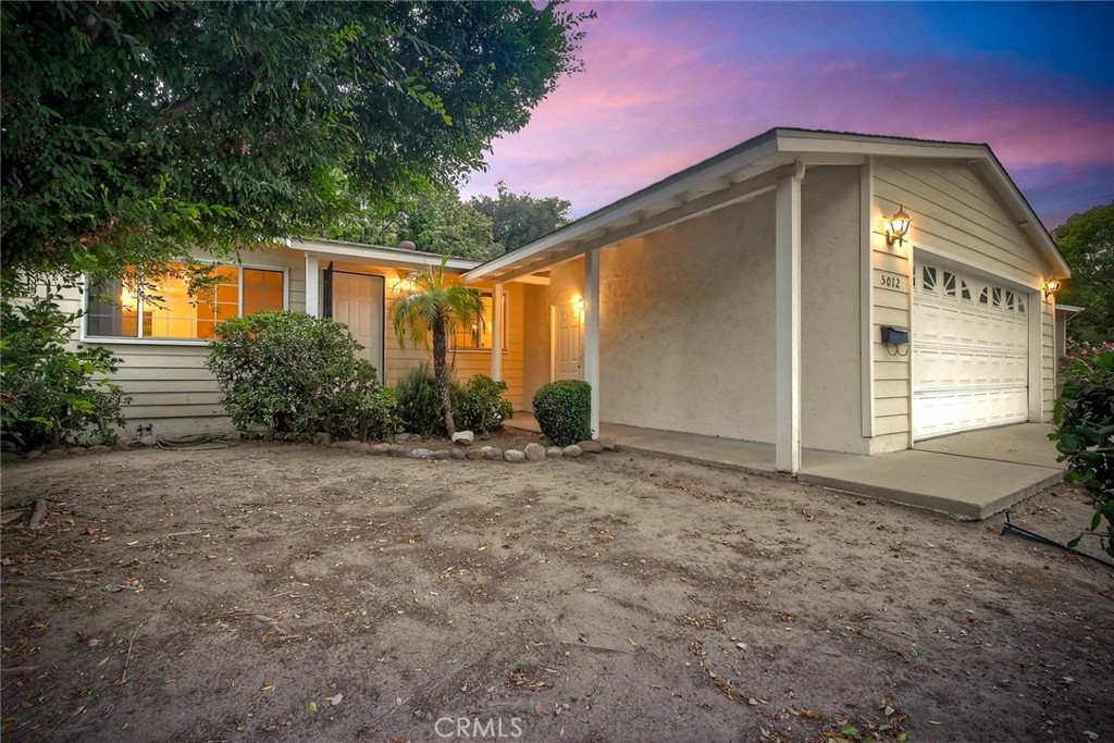 5012 Tierra Baja Way