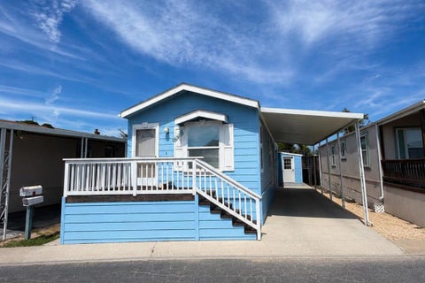 Photo of 1040 38th Avenue #4, Santa Cruz, CA 95062 (MLS # ML82062723)