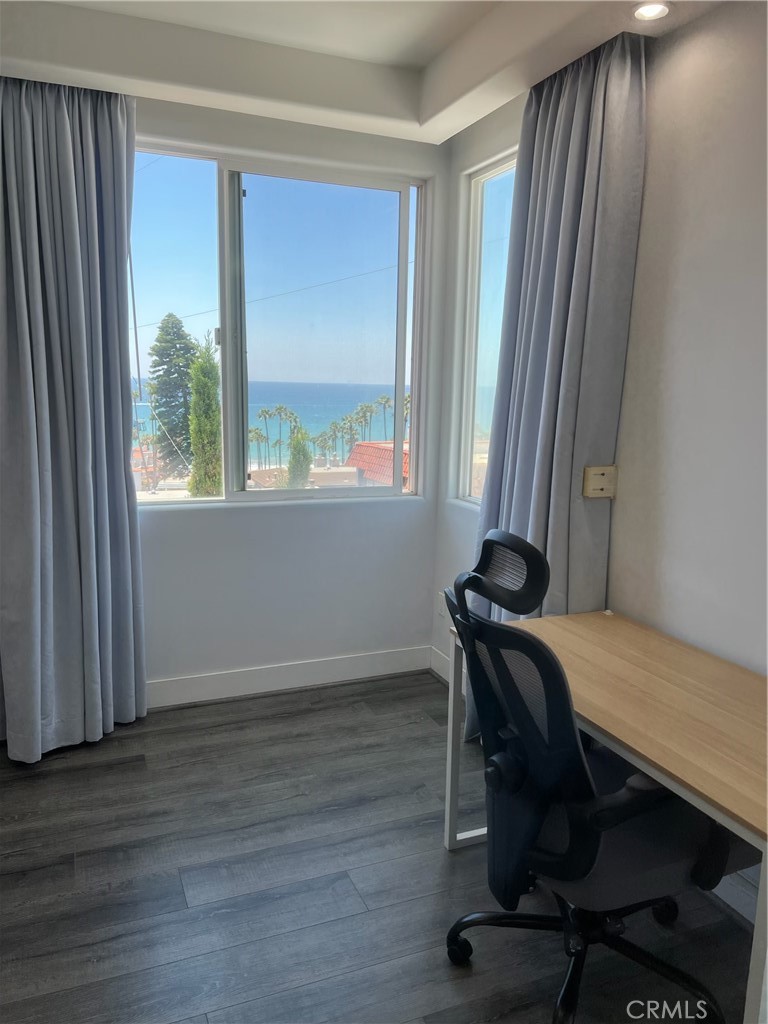 408 Avenida Santa Barbara B