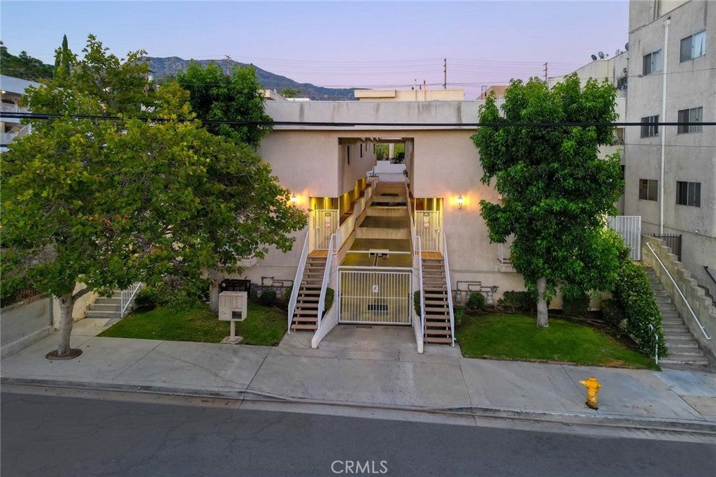 10274 Tujunga Canyon 2