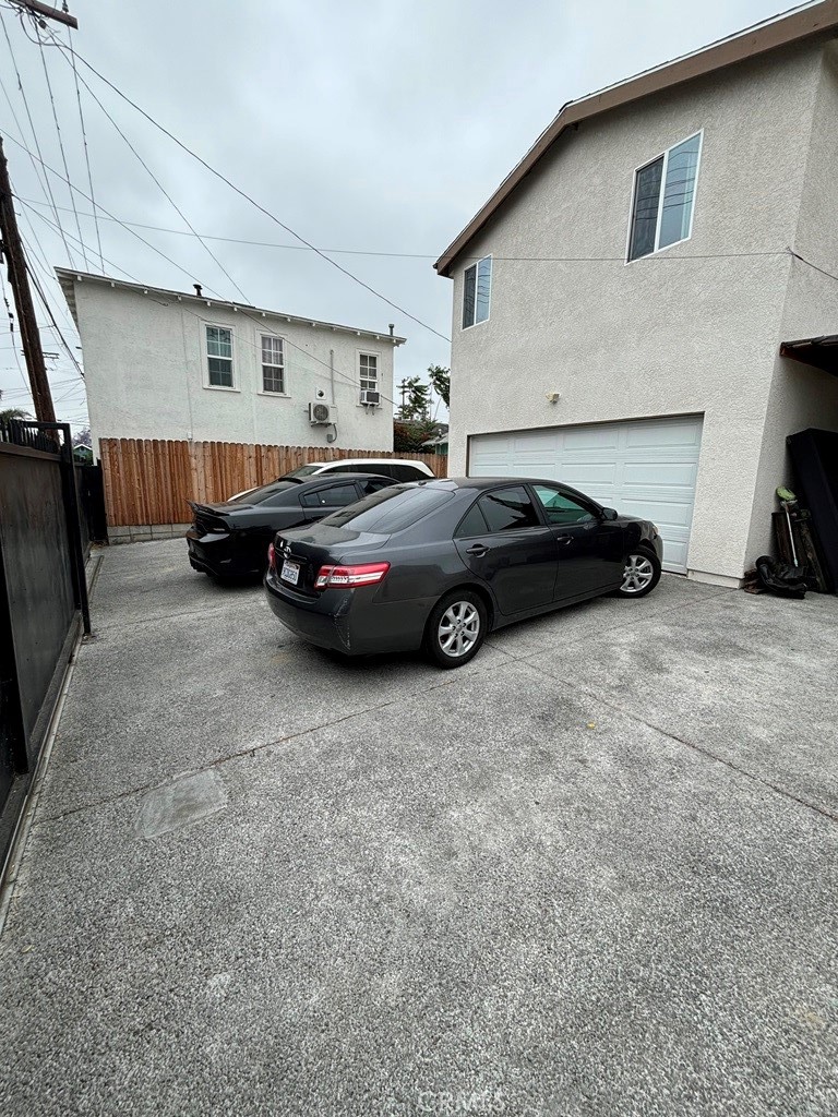1416 W Rolland Curtis Place