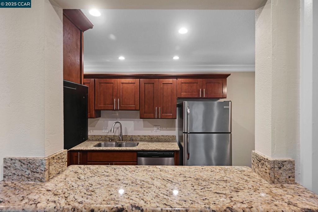 DIABLO HILLS - Residential