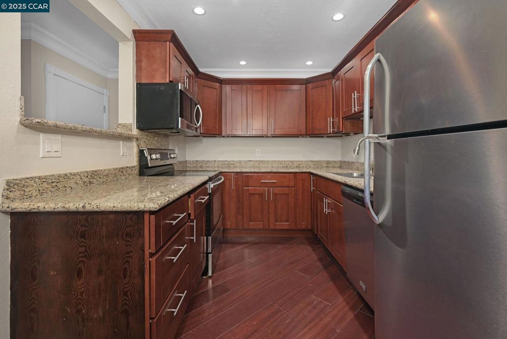DIABLO HILLS - Residential