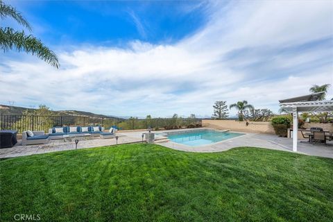 20104 Gina Court Saugus CA 91350