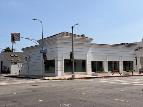 Photo of 8069 Beverly Boulevard, Los Angeles, CA 90048 (MLS # SR26154883)