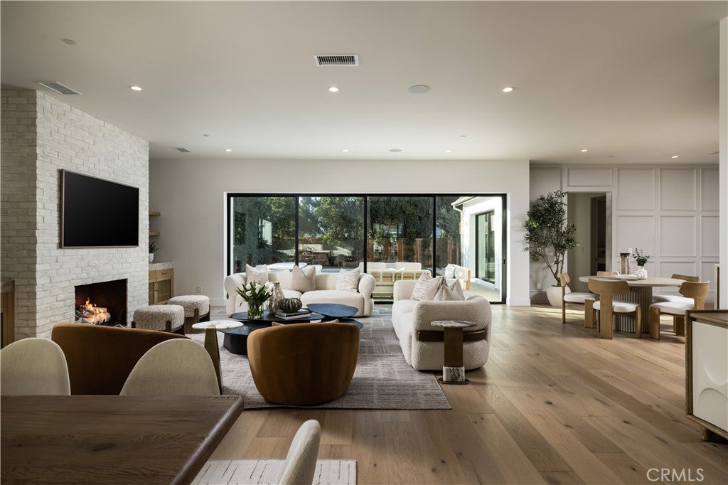 20141 Spruce