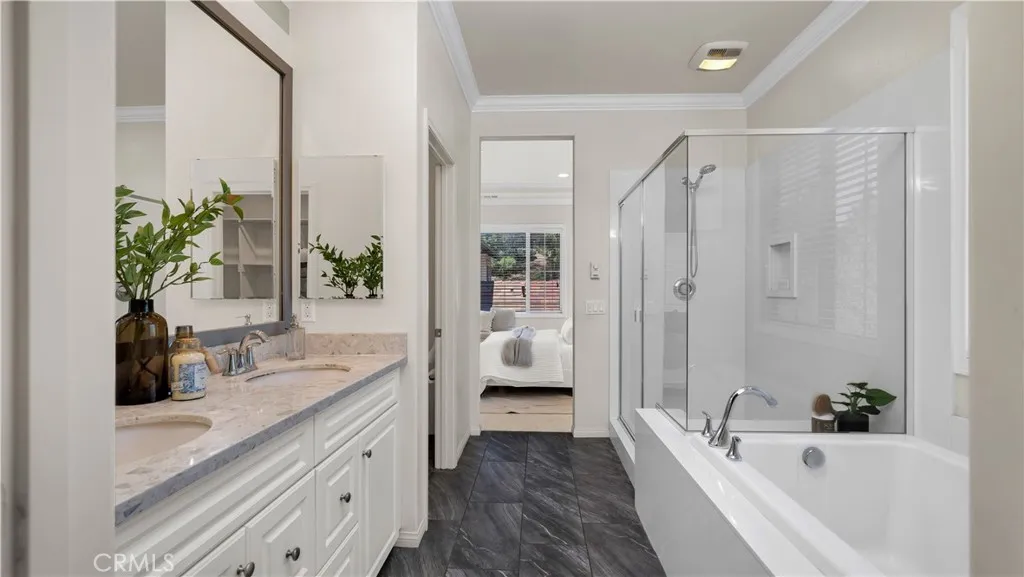 Irvine, California 92618, United States, 3 Bedrooms Bedrooms, ,3 BathroomsBathrooms,Residential,Active,153371