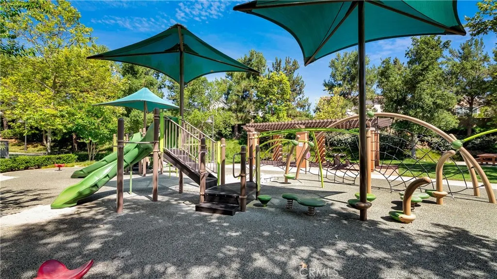 Irvine, California 92618, United States, 3 Bedrooms Bedrooms, ,3 BathroomsBathrooms,Residential,Active,153371