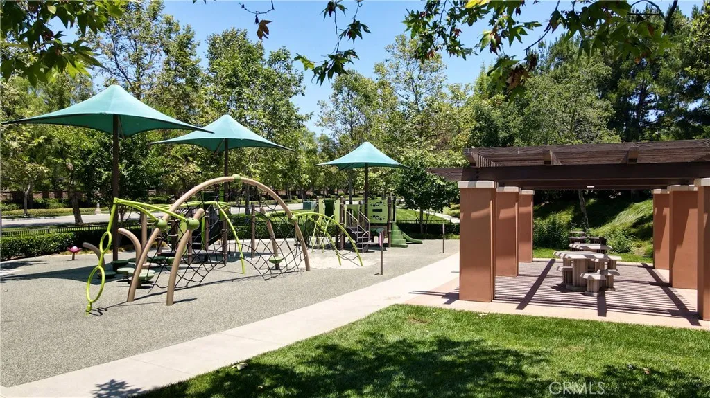 Irvine, California 92618, United States, 3 Bedrooms Bedrooms, ,3 BathroomsBathrooms,Residential,Active,153371