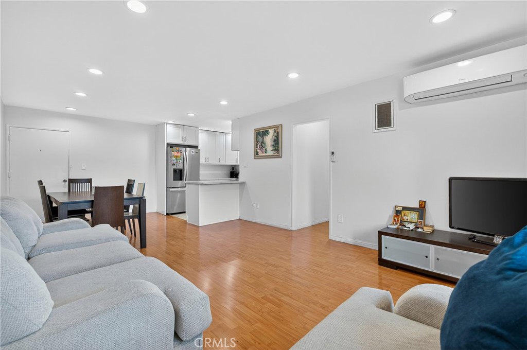 7826 Laurel Canyon Boulevard 17
