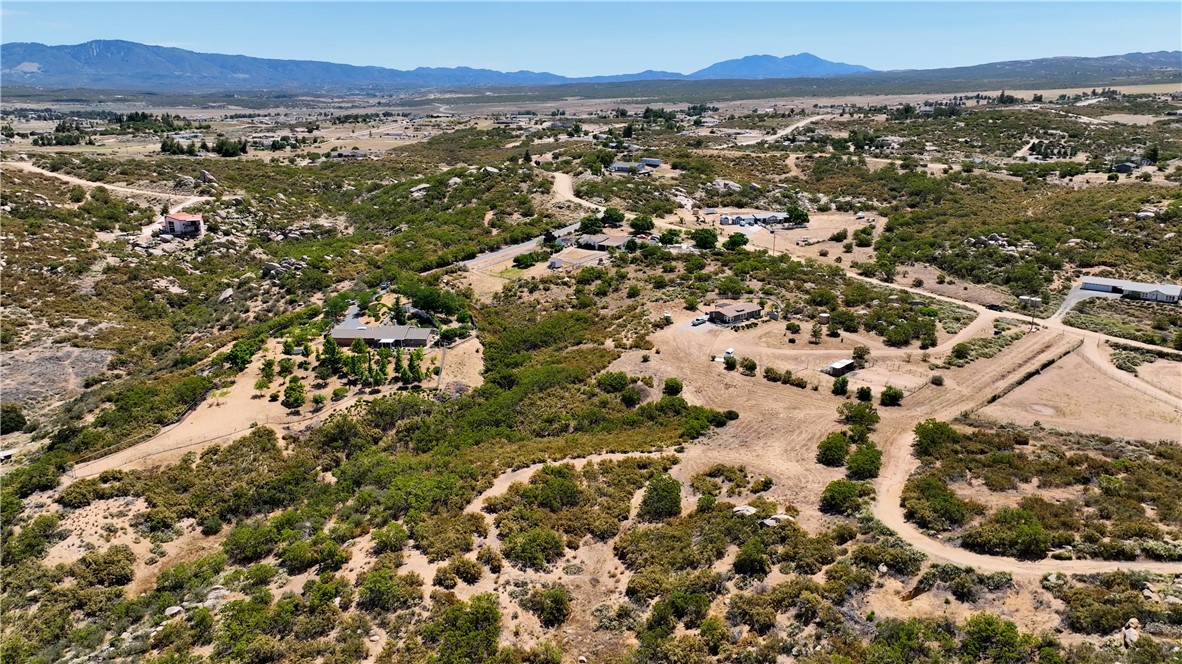 1040 Rolling Hills Dr