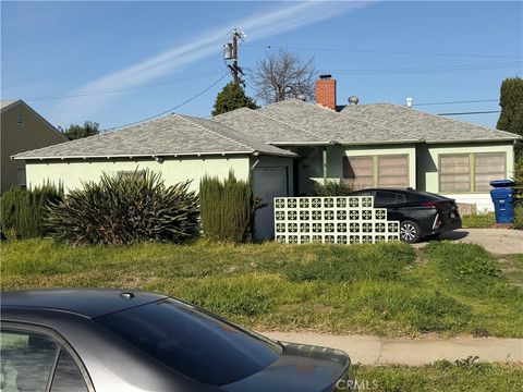 Photo of 5639 Coliseum Street, Los Angeles, CA 90016 (MLS # SB26023038)