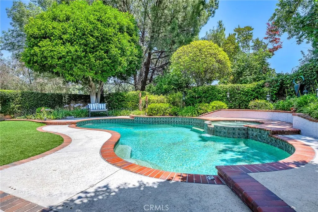 West Hills, California 91307, United States, 3 Bedrooms Bedrooms, ,3 BathroomsBathrooms,Residential,Active,153951