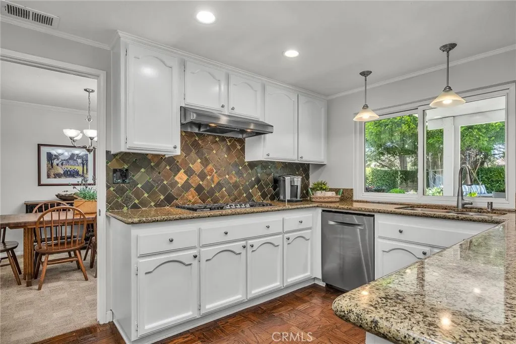 West Hills, California 91307, United States, 3 Bedrooms Bedrooms, ,3 BathroomsBathrooms,Residential,Active,153951