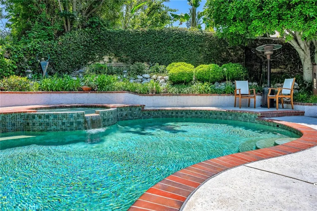 West Hills, California 91307, United States, 3 Bedrooms Bedrooms, ,3 BathroomsBathrooms,Residential,Active,153951