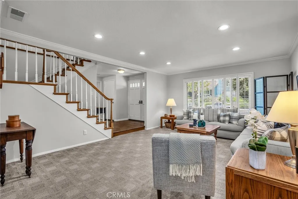 West Hills, California 91307, United States, 3 Bedrooms Bedrooms, ,3 BathroomsBathrooms,Residential,Active,153951