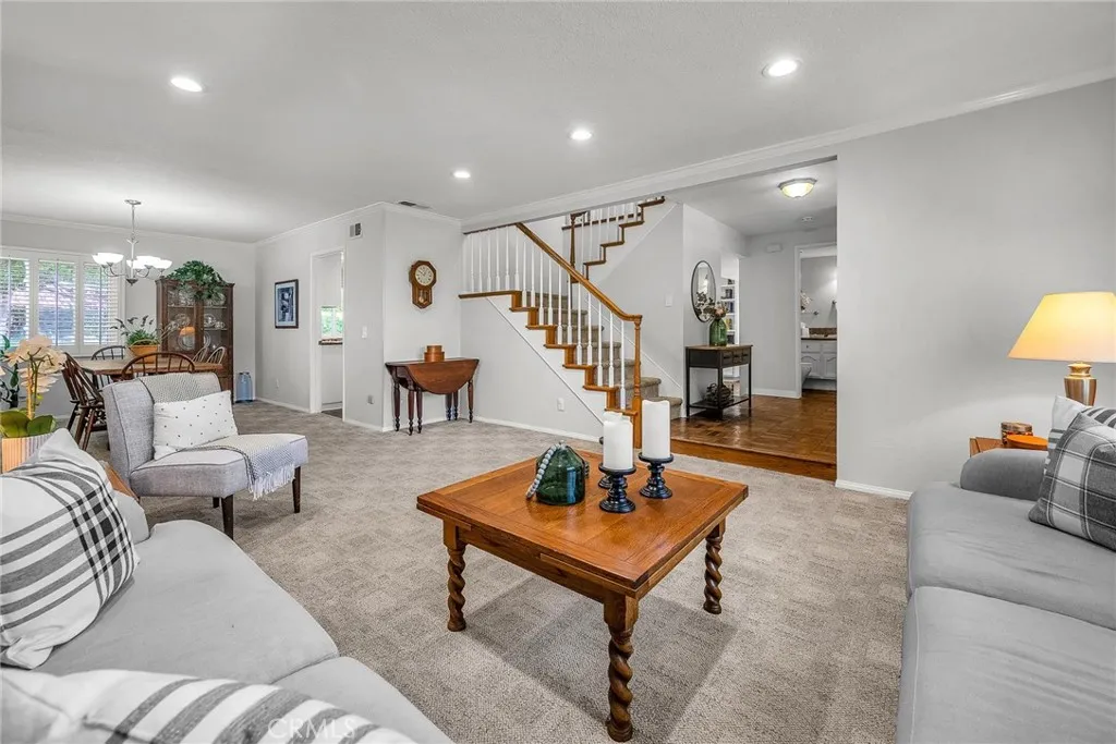 West Hills, California 91307, United States, 3 Bedrooms Bedrooms, ,3 BathroomsBathrooms,Residential,Active,153951