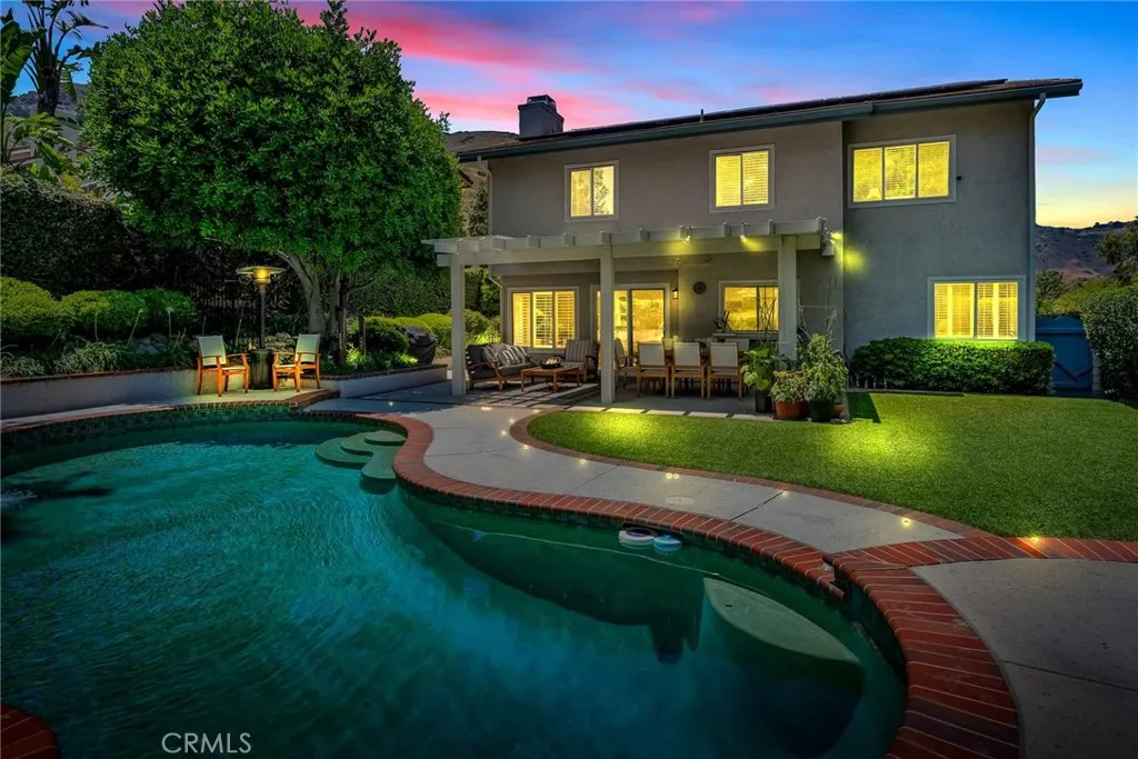 West Hills, California 91307, United States, 3 Bedrooms Bedrooms, ,3 BathroomsBathrooms,Residential,Active,153951