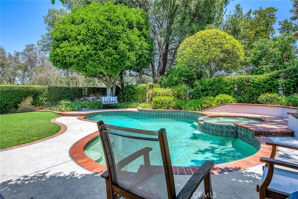 West Hills, California 91307, United States, 3 Bedrooms Bedrooms, ,3 BathroomsBathrooms,Residential,Active,153951