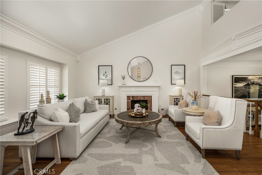 4011 E. Green Clover