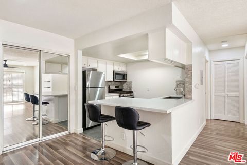 327 Chestnut Avenue 104 Long Beach CA 90802