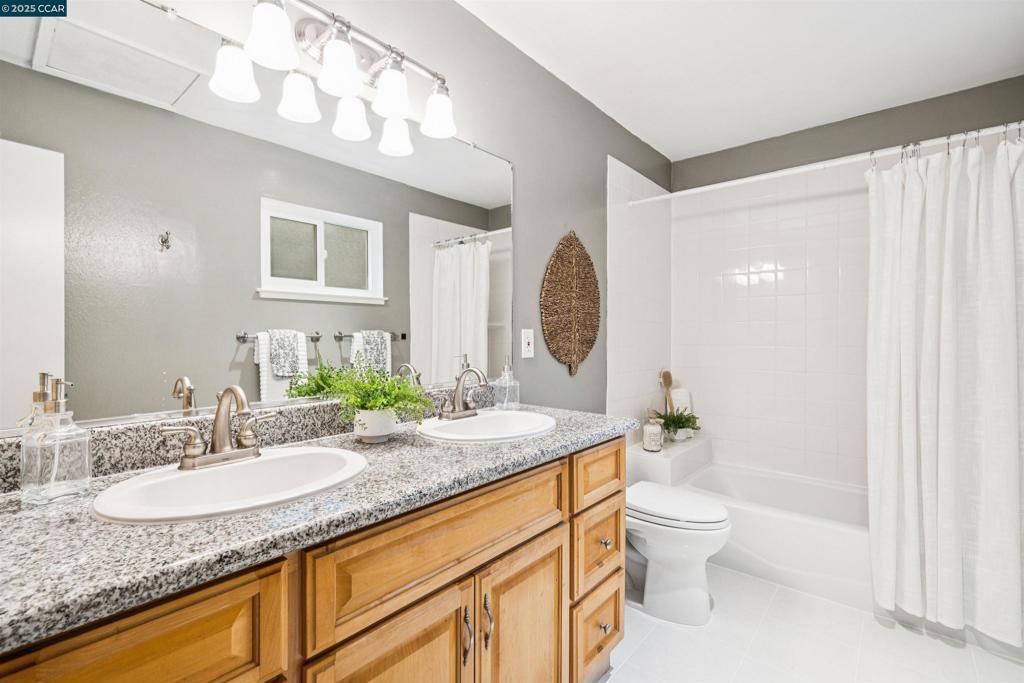 MAY VALLEY - Residential