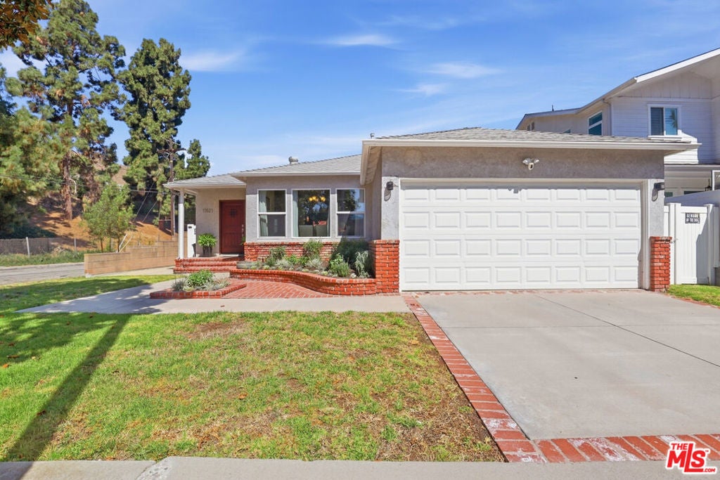 11521 Patom Drive