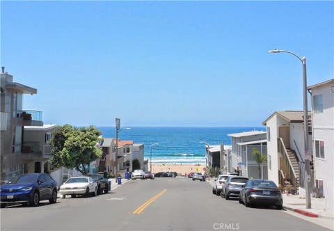 Photo of 440 Marine Place, Manhattan Beach, CA 90266 (MLS # SB26164154)