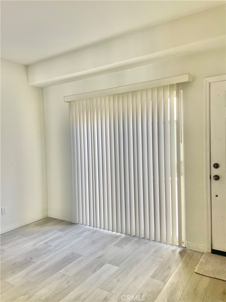 Los Caballeros (LCAB) - Residential