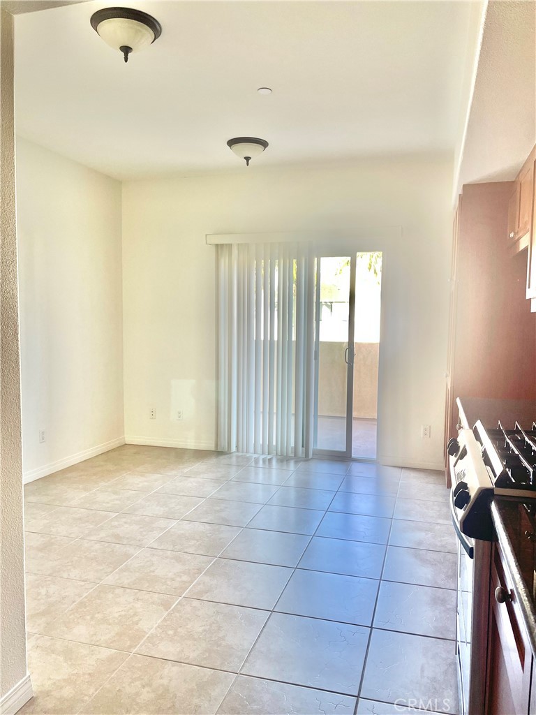 Los Caballeros (LCAB) - Residential