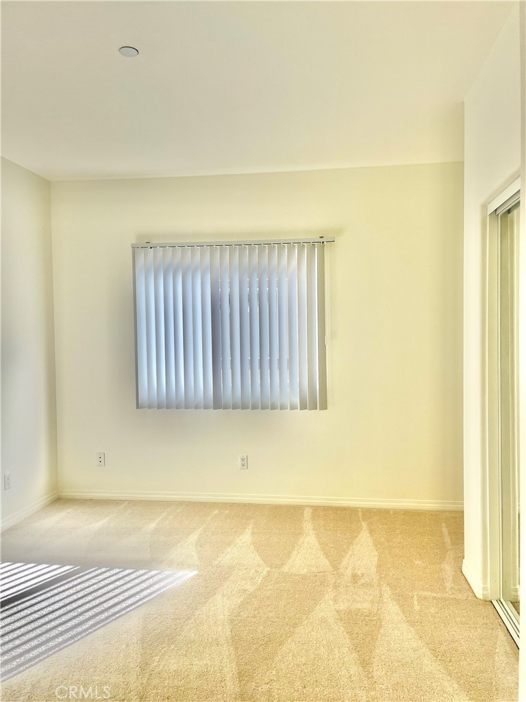 Los Caballeros (LCAB) - Residential