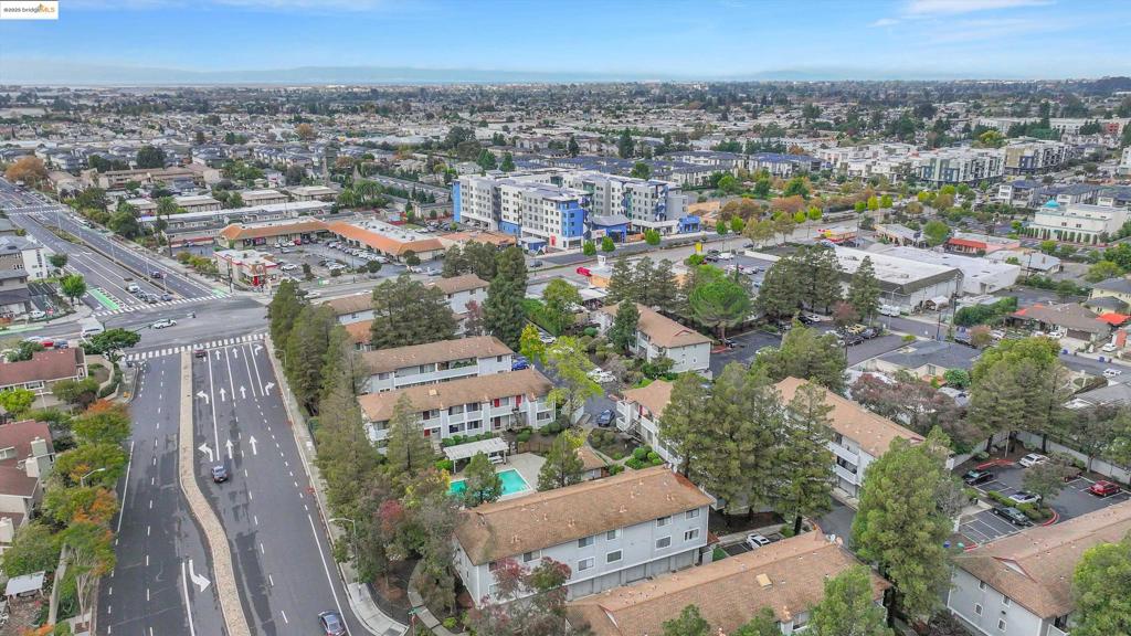 HAYWARD - Residential