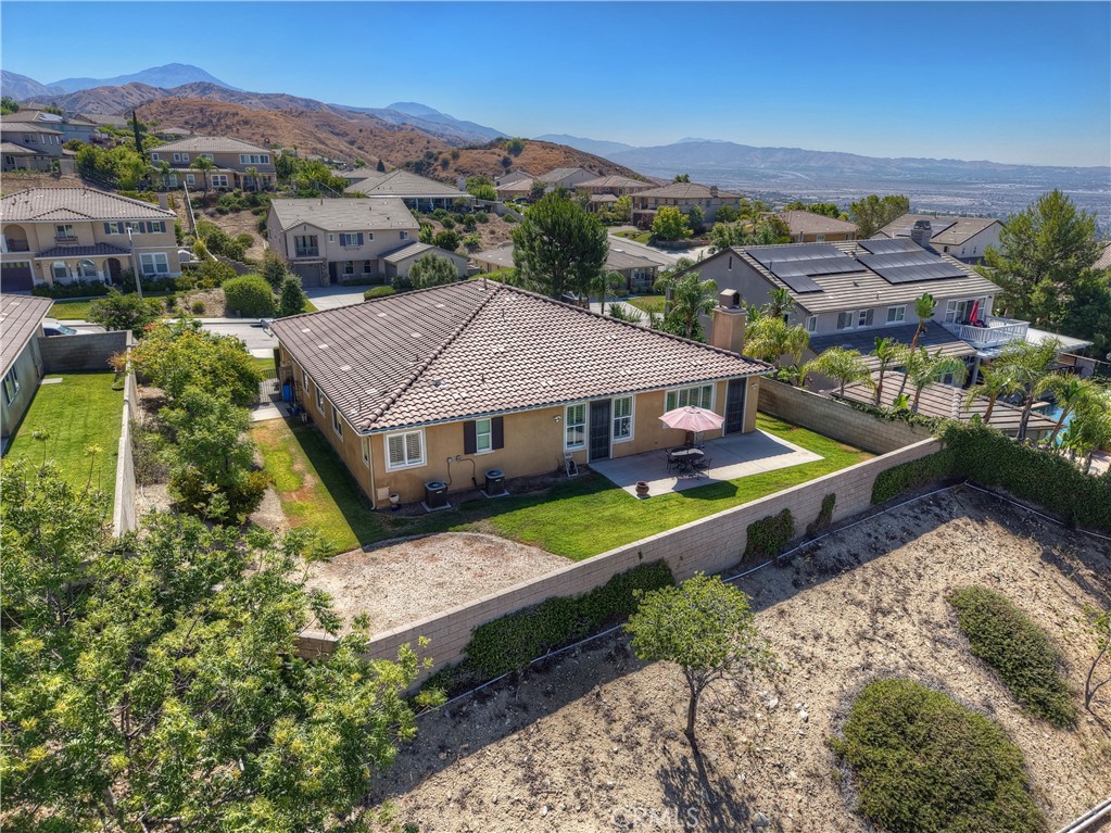 6492 Emmerton Lane