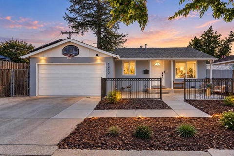 Photo of 5243 Amelia Drive, San Jose, CA 95118 (MLS # ML82062473)