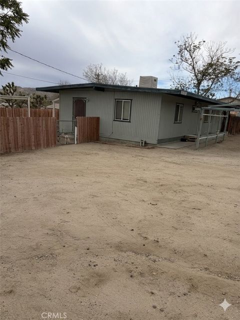 Photo of 56527 Sunnyslope Dr, Yucca Valley, CA 92284 (MLS # IG26073360)