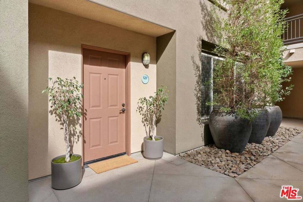 6020 Seabluff Drive 127