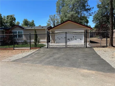 6181 Manzanita Avenue, Clearlake, CA 95422 - MLS#: LC25062747