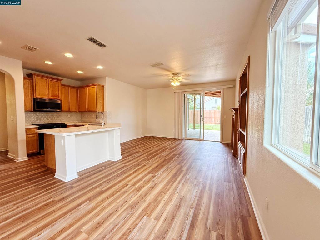 413 Arlingdale Cir