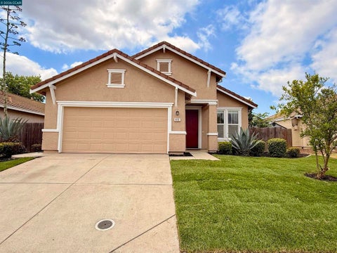 Photo of 413 Arlingdale Cir CIR, Rio Linda, CA 95673 (MLS # 41146880)