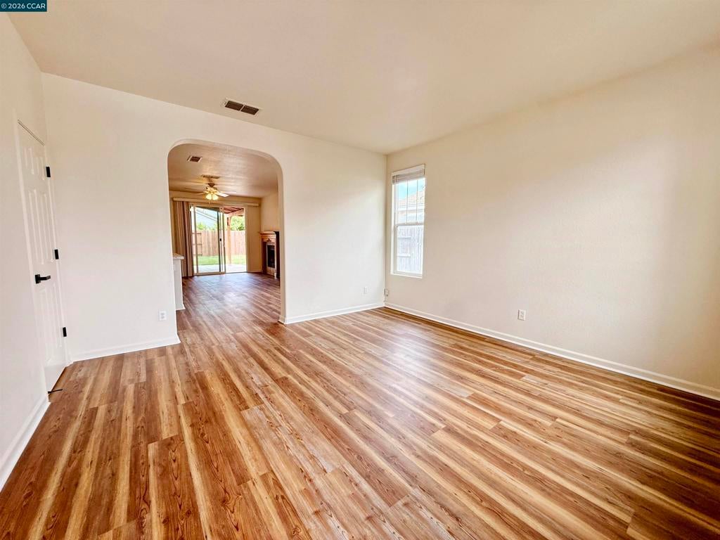 413 Arlingdale Cir