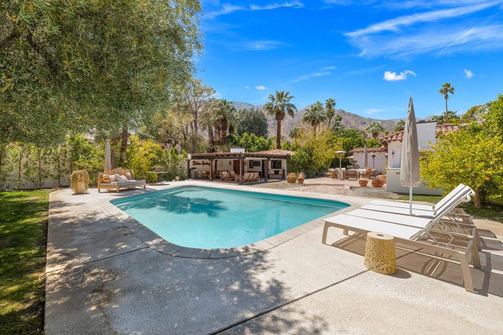 Old Las Palmas - Residential Lease