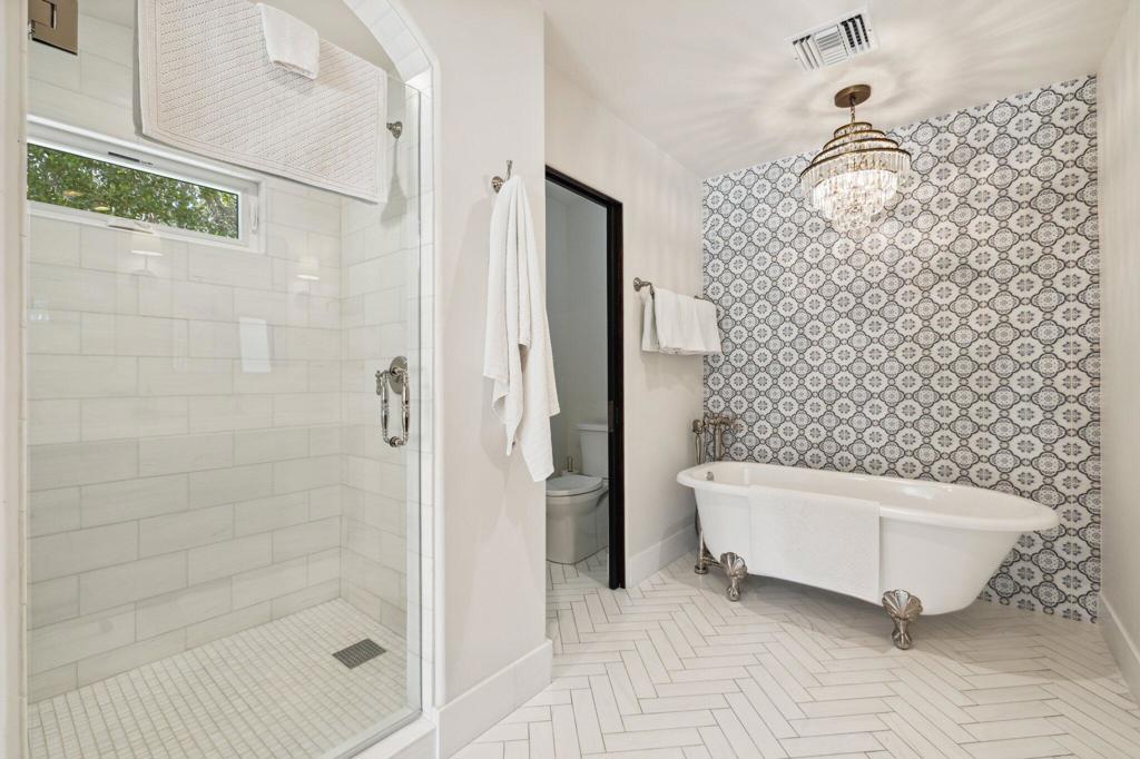 Old Las Palmas - Residential Lease