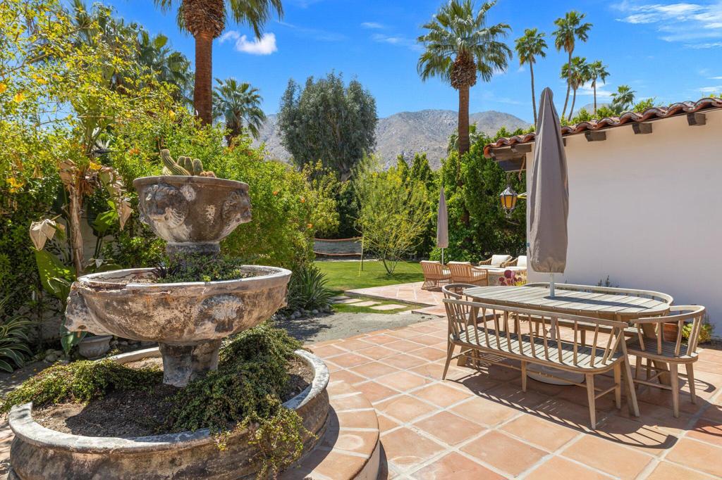 Old Las Palmas - Residential Lease