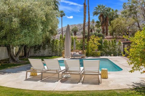 Photo of 435 W Vereda Sur, Palm Springs, CA 92262 (MLS # 219129518DA)