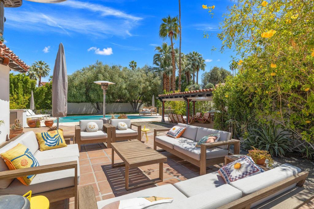 Old Las Palmas - Residential Lease