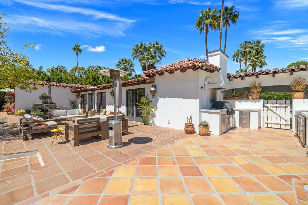 Old Las Palmas - Residential Lease