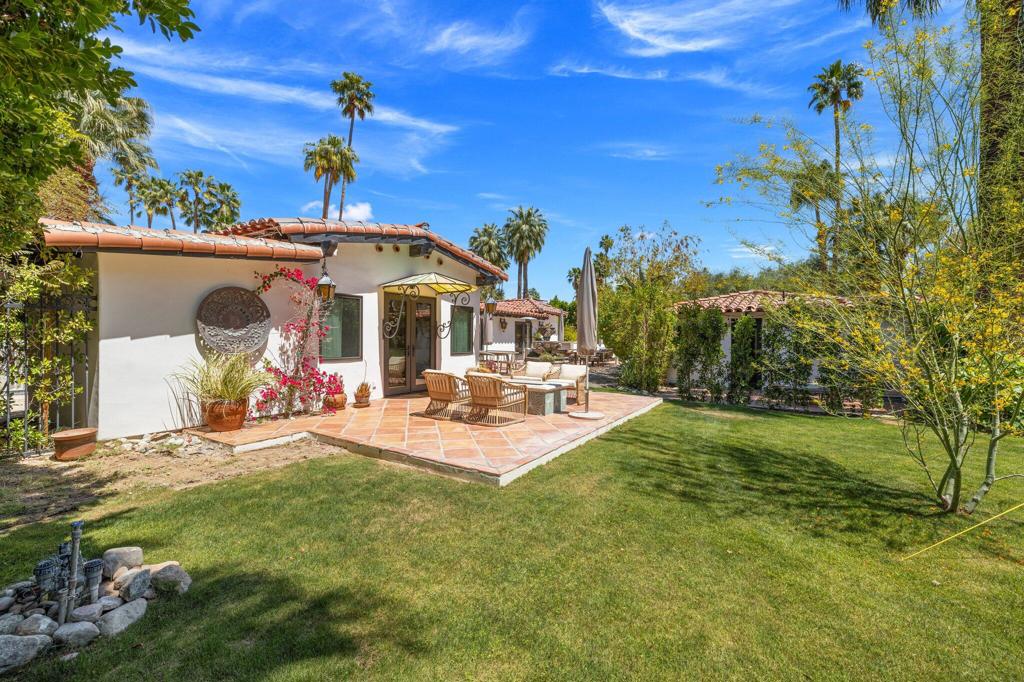 Old Las Palmas - Residential Lease